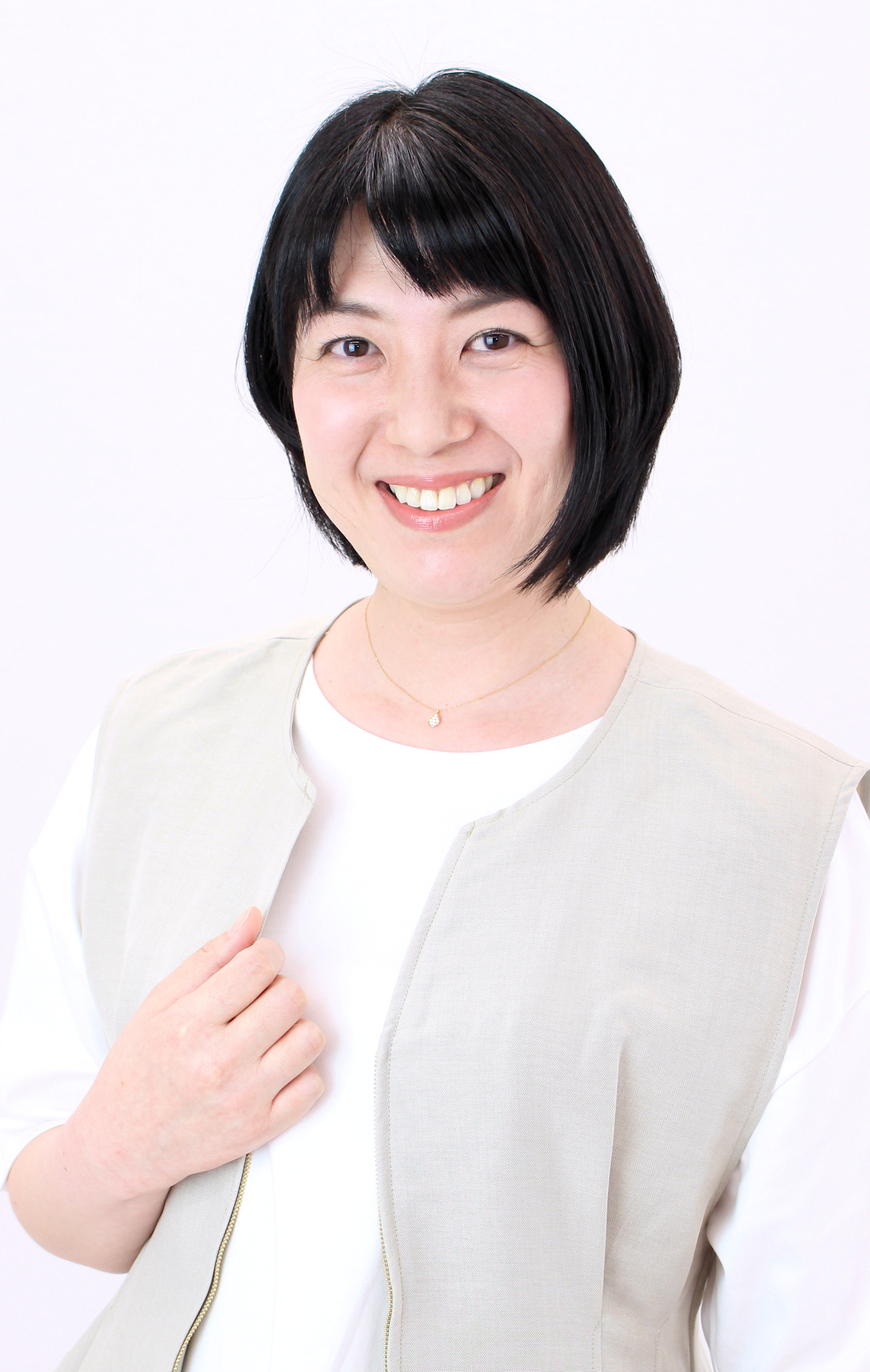 飯塚 涼子